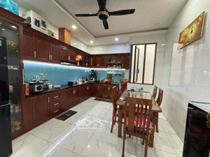 nhà đẹp hẻm xe hơi đường lê văn duyệt 34.9m2 x3.2m x3 tầng chỉ 4.65 tỷ