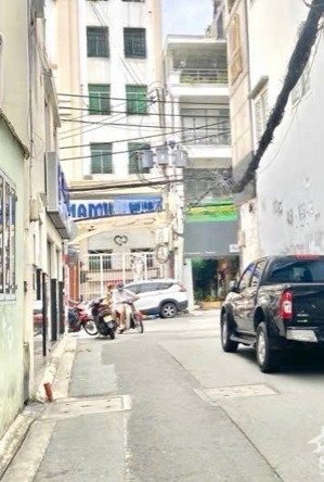 bán nhà phú nhuận hẻm xe hơi thông khuvip huỳnh văn bánh 3 tầng btct gần lê văn sỹ