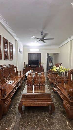 nhà đẹp ngọc hà, lô góc 2 thoáng, ngõ thông tứ tung, trước nhà rộng thoáng sh quay đầu, 37m2*5t