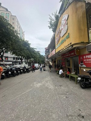 bán nhà ao sen hà đông dt 74m x 3t x mt 18m giá 32,8 tỷ có thương lượng