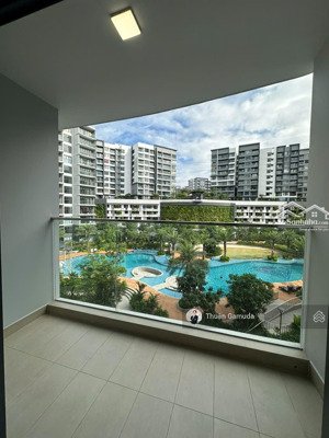 căn 96m2, 2pn2wc, hướng đn, view hồ bơi - diamond centery giá chỉ 7.5 tỷ, nhà mới từ cđt