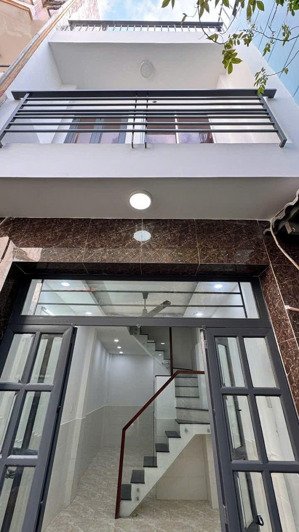 nhà 3 lầu gần mặt tiền chánh hưng 3 pn , hiện hữu 4.186 tỷ