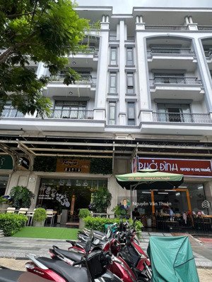 bán gấp shophouse nguyễn thị nhung vị trí trung tâm vạn phúc, tiềm năng kinh doanh hiếm có - shr