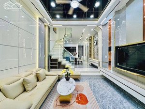 gấp gấp! cô mười cần bán căn nguyễn tiểu la, q10. giá 3tỷ120. dt 50m2 - 1t2l. chủ bao chi phí