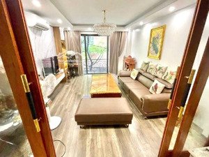 tuyệt tác-tây hồ - mặt ngõ -thuỵ khuê- ô tô đỗ - dân xây-thang máy- view hồ tây -full nội thất