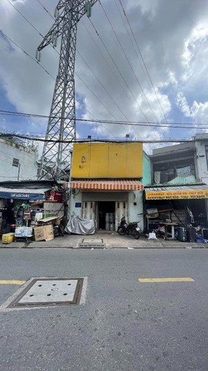 kẹt nợ thanh lý gấp nhà mt thạch lam, 4.77x14.6, giá 8 tỷ