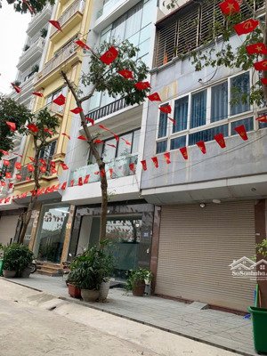 chính chủ bán nhà 4 tầng-50 m-khu d-sát kđt đô nghĩa-ô tô tránh-ở sướng- làm văn phòng- 12.95 tỉ