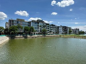 vip! lô góc mp quảng khánh - tây hồ, 180m x 5t thang máy, vỉa hè, mt khủng, giá 180 tỷ