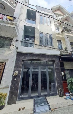 bán nhà 1trệt 2lầu giá 3tỷ790 toạ lạc đường phạm ngũ lão, quận 1 vị trí đắc địa có sổ hồng riêng