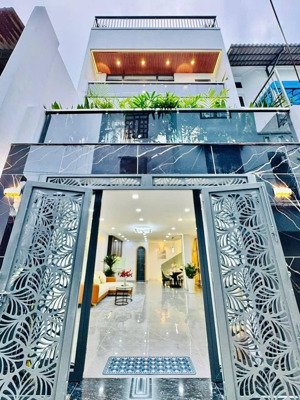 định cư bán nhà hxh đường quang trung p.8, gò vấp. 4x13m. 1 trệt 2 lầu. 4pn, 4 wc. gần trường học.