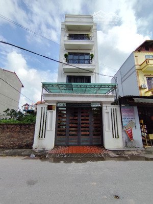 bán nhà cự khối. 100m² , mt 5m nhà 5 tầng đường ôtô tránh kinh doanh giá 16 tỷ tl .