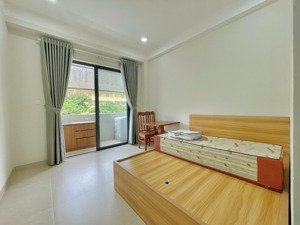 cho thue căn hộ ban công, tách bếp, ngay đảo kim cương, mai chí thọ