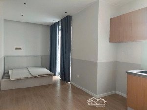 phòng đẹp, an ninh ngay etow cộng hòa, tiện ích xung quanh đầy đủ, thuận lợi di chuyên các quận