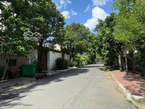 chỉ 27 tỷ. đất xây cụm quốc hương, p. thảo điền. dt(10x23m). dt đất sd: 235m2. gpxd: hầm 7 tầng