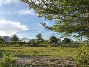 biệt thự sentosa riverside giá 4,4 tỷ. gần sông.