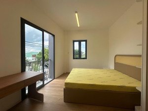 cho thuê căn hộ gần ngã tư hàng xanh , thuận tiện di chuyển trung tâm q1