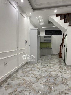 bán nhà kim ngưu - gần phố - nhà mới koong - 5 tầng - nhỉnh 8tỷ