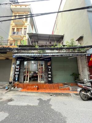 Bán Nhà Mặt Đường Phố Giáp Bát. Dt. 87m2. Mặt Tiền 6.2m