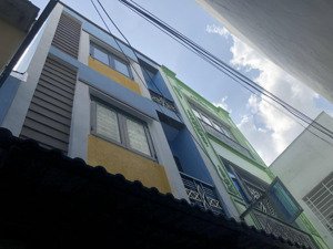 bán nhà hẻm 3m phạm văn chí, 38m2, 2 lầu, 4 phòng