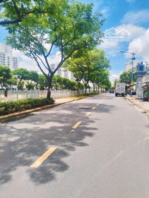 tiện xây mới quận 6 , ngang 14 x 13 chỉ 13, x tỷ