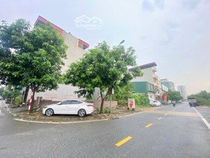 p lô đg, vỉa hè, 4 ôtô tránh, kd, phố ngô gia tự, việt hưng, lb, dt 70 m, 4 t, mt 6.8 m, giá 20 tỷ8