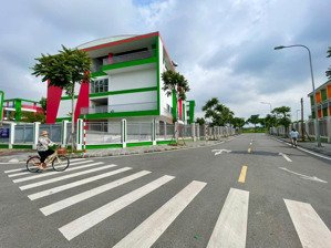 phân lô, vỉa hè r, 4ô tô tránh, kd, phố phạm khắc quảng, giang biên, dt 70 m, mt 6.2 m, giá 24 tỷ 4