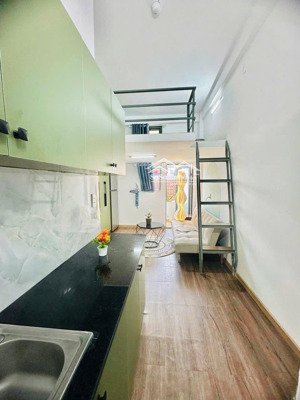 cho thuê phòng có gác, 35m2, ban công riêng ngay nguyễn gia trí, bình thạnh