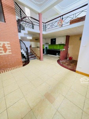 cho thuê nhà ngõ 89 phạm văn đồng ưu tiên hộ gia đình nhóm nhỏ ở lâu dài, 40m, 3ngủ +1 lửng ( ngủ)