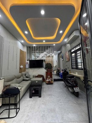 siêu phẩm duy nhất nằm ngay trung tâm tân bình, dt48,6m2, giá cực kỳ hời chỉ 2tỷ350.