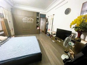 bán nhà hào nam, đống đa, yên tĩnh, xanh mát, phân lô, ô tô tránh, sổ đỏ nở hậu (0385)