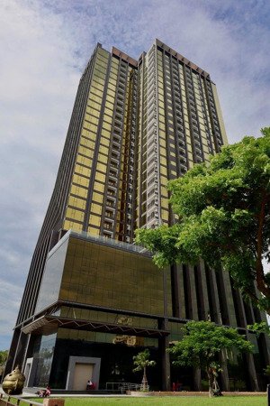 cần bán căn hộ cao cấp sam tower 2pn- 2wc, đang có dòng tiền cho thuê 20tr/th view sông và pháo hoa
