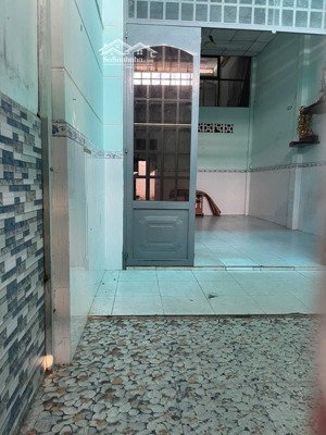 bán nhà riêng chính chủ dt: 86m2 ,1 trệt +lửng