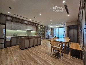 tôi cần cho thuê chung cư fodacon bắc hà căn góc 100m2, 3 ngủ, 2 vs chỉ 14tr/ tháng