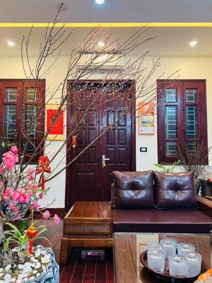 biệt thự mini xã đàn! lô góc, 3 thoáng, 2 cổng, nhà dân xây, ngõ thông, rộng, ôtô, full nội thất.