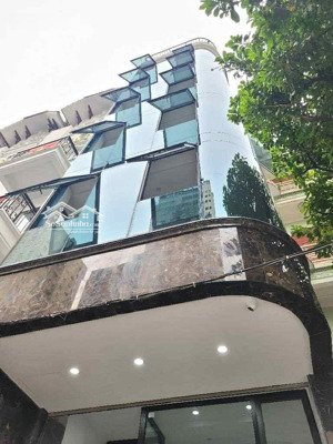 bán toà nhà văn phòng phố nguyễn chánh - cầu giấy - 8 tầng thang máy. diện tích 60m.