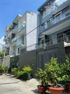 cực hiếm nhà hẻm xe tải, đường số 30 , ngay dương quảng hàm p6, gò vấp 4 lầu 7pn 4mx19m ,