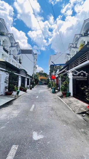 bán nhà khu vip thạnh lộc, q.12 gần hà huy giáp