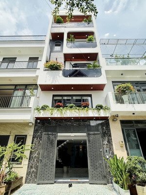 nhà phố cao cấp hẻm thông 12m -ngã tư ga.dt. 5m x 12m - 1 lửng 3 lầu full nội thất. gần nguyễn oanh