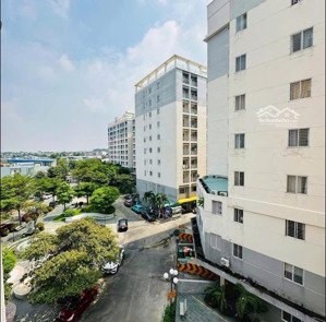 bán căn hộ biconsi ht3 block a diện thích 37m2 full nội thất giá 830 triệu