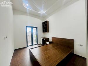 Bán nhà mặt phố Bát Khối 99m2 nhà vị trí đẹp lô góc kinh doanh tốt 15.2 tỷ