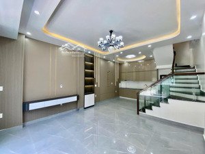 nhà đẹp - cổ linh - long biên - dt 105m2 - ô tô tránh - giá 15,x tỷ