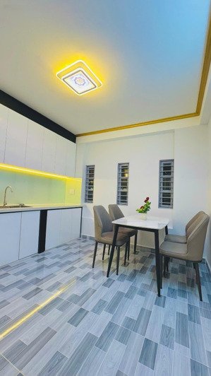 bán nhà riêng 17,5m2, chỉ với giá 4.98 tỷ ở lạc long quân, q11, tp.hcm