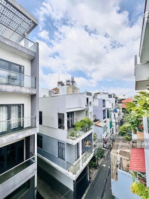 hẻm ô tô - 56m2 - 4 tầng - huỳnh văn bánh - p13 - phú nhuận - nhà đẹp ở ngay - nhỉnh 9 tỷ