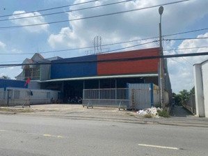 nhà xưởng 1.400m2 mặt tiền tỉnh lộ 8 - xây dựng full xưởng - đường xe container