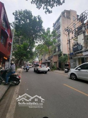 hàng bún cách 1 nhà ra phố - 60m2 mặt tiền 8.5m 21.8 tỷ sdcc rất đẹp