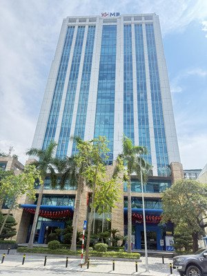 thái hà - đống đa. toà văn phòng cực đẹp thiết kế hiện dại. quận trung tâm cực víp, chủ rất gấp ạ