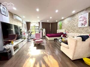 VÂN HỒ HIẾM- NHÀ ĐẸP Ở NGAY VÀI BƯỚC RA HÔ VÀ CÔNG VIÊN THỐNG NHẤT!.