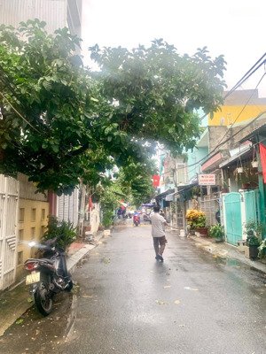 giá tốt cho nhà đầu tư! lô đất vị trí vàng mở mắt là có tiền- không lỗi phong thuỷ- bán nhanh!