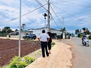 bán lô góc 2 mặt tiền tân phú, tân hội, đức trọng, lâm đồng, 2,05 tỷ, 288 m2