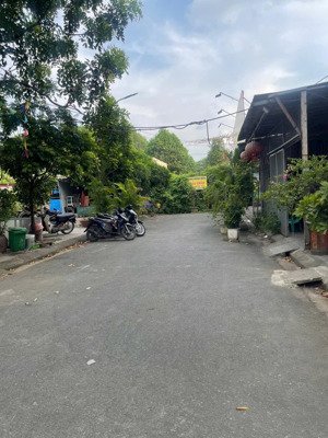 bán nhà thật: mới tinh an thọ, hoài đức - 4,5 tầng thiết kế hiện đại. giá bán 4,2 tỷ